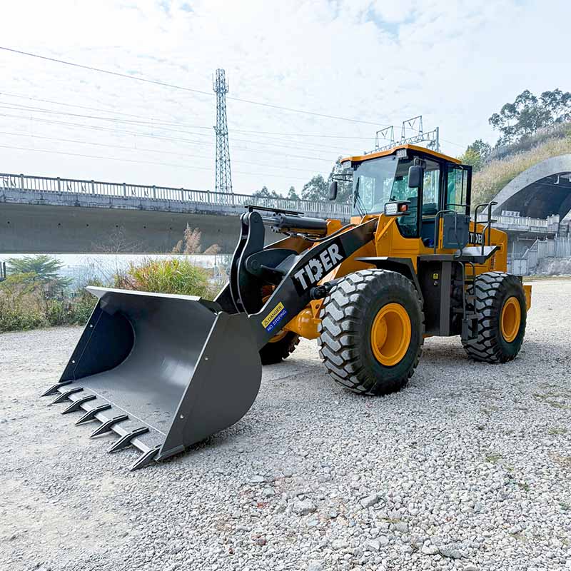 Chargeuse sur pneus de 5 tonnes avec options de moteur à couple élevé