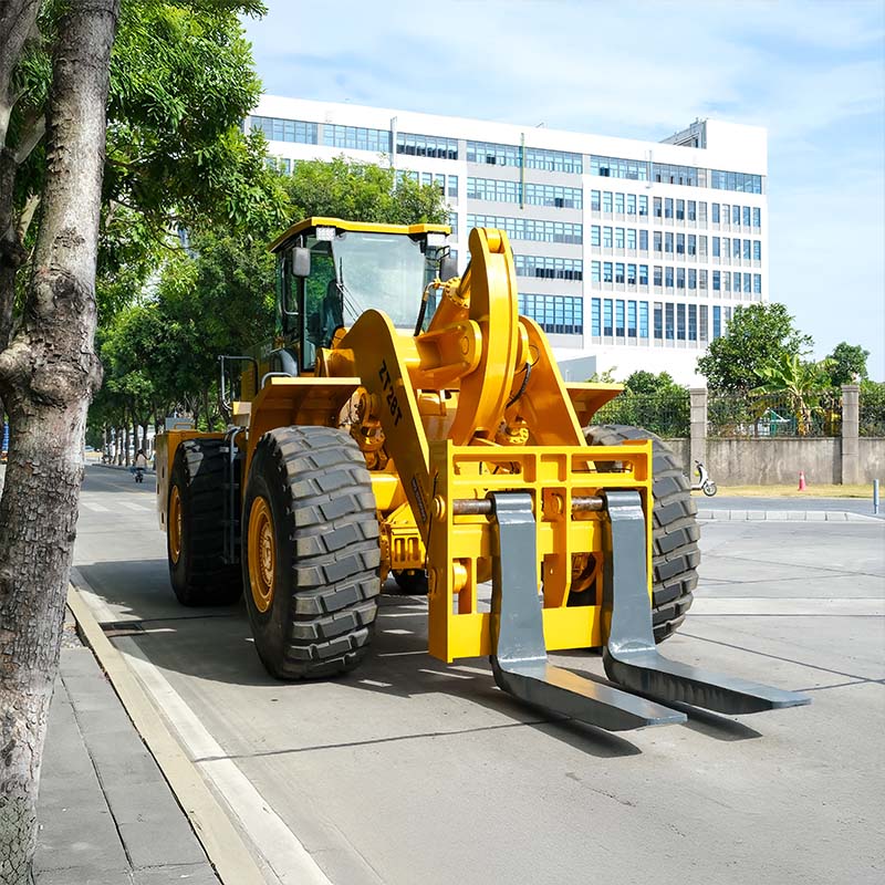 Chariot élévateur de 28 tonnes pour travaux miniers et de carrière