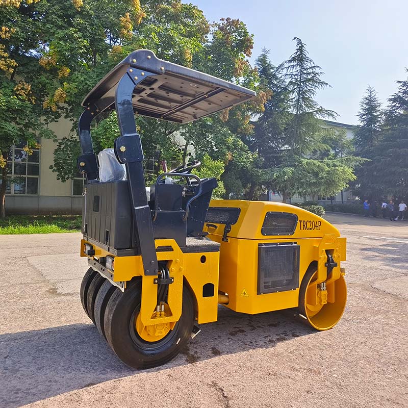 Rouleau compresseur de 4 tonnes pour la construction de routes