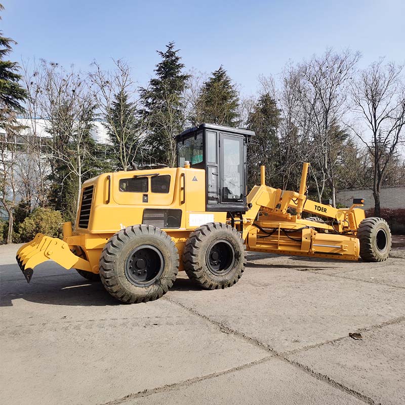Niveleuse de 180 CV pour la construction de routes et les travaux de terrassement