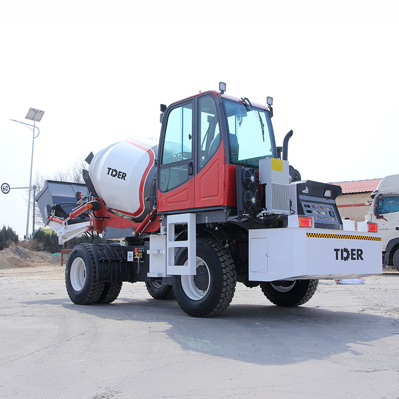Camion malaxeur à béton de 3 m³ avec cabine arrière et tambour synchronisé