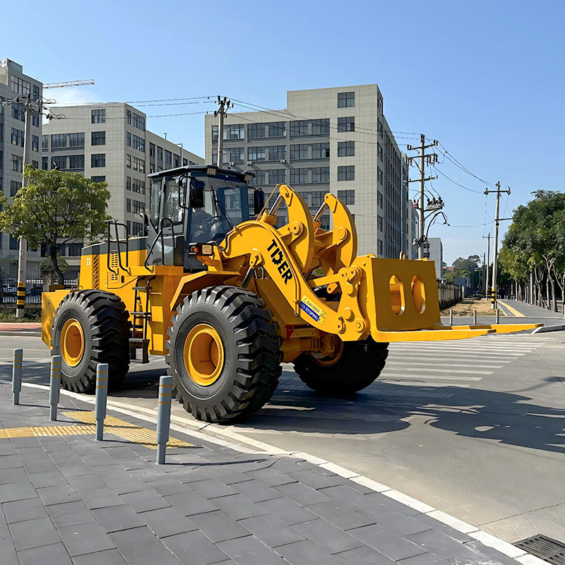 Chariot élévateur de 23 tonnes à vendre avec moteur Weichai