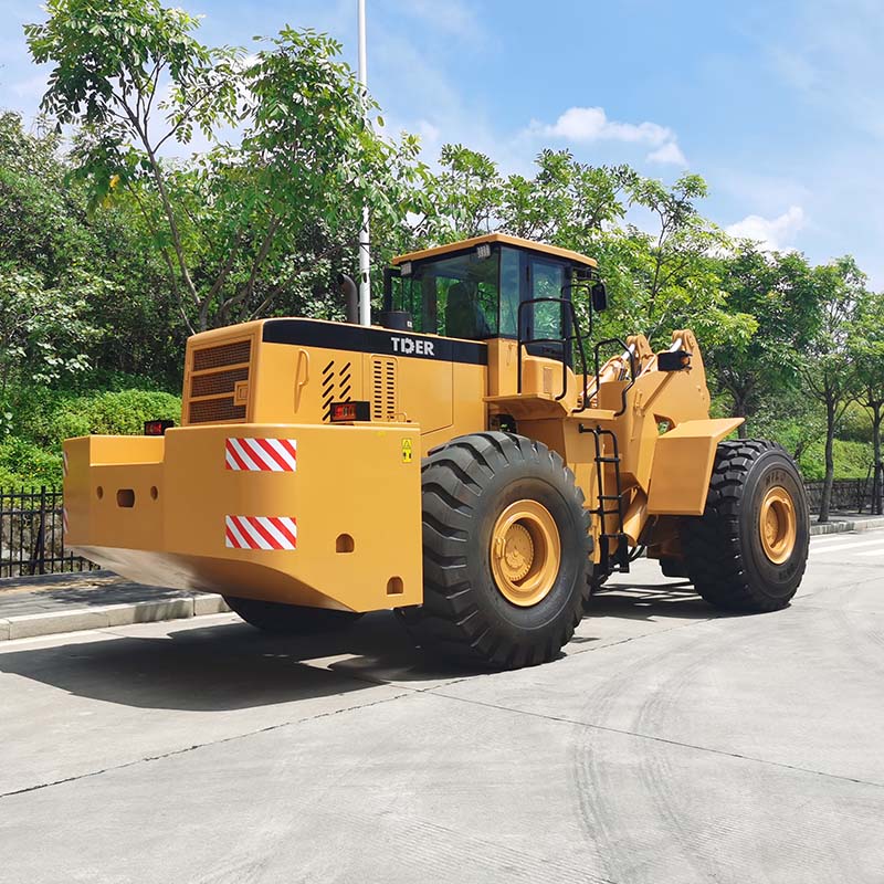 Chargeur frontal pour chariot élévateur de 32 tonnes avec fourches robustes